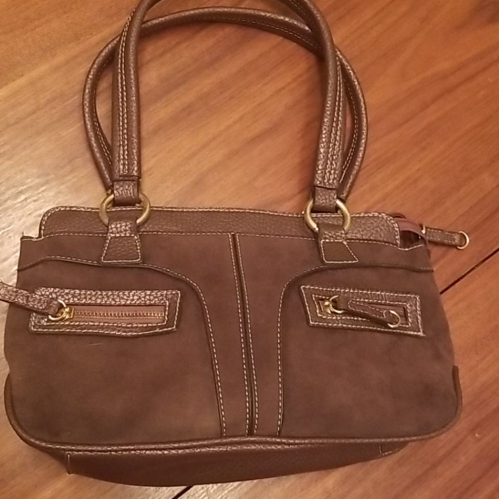 No name brand clean sassy leather and suede purse